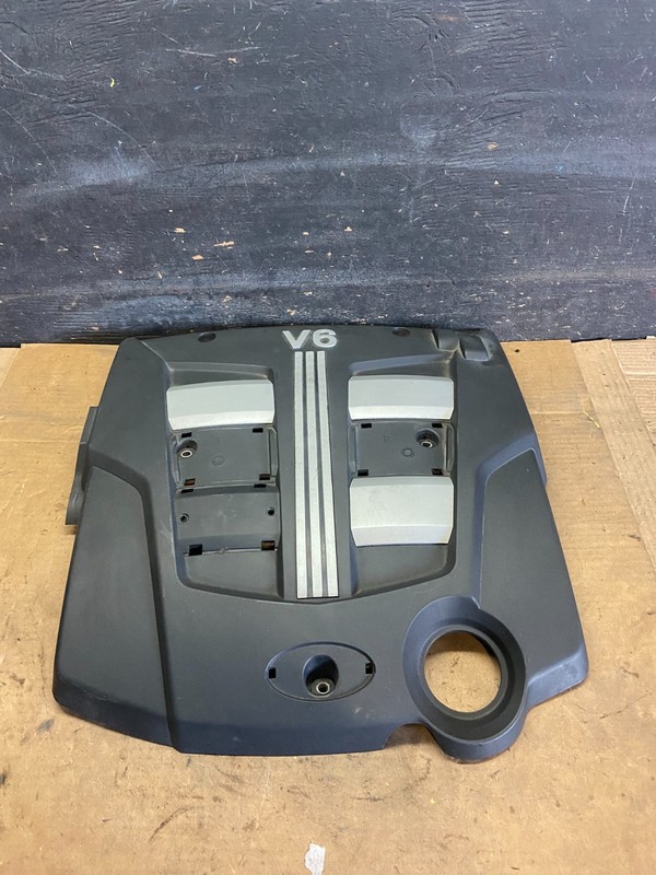 2003 to 2008 Hyundai Tiburon V6 OEM Engine Motor Cover Oem R0310 DG