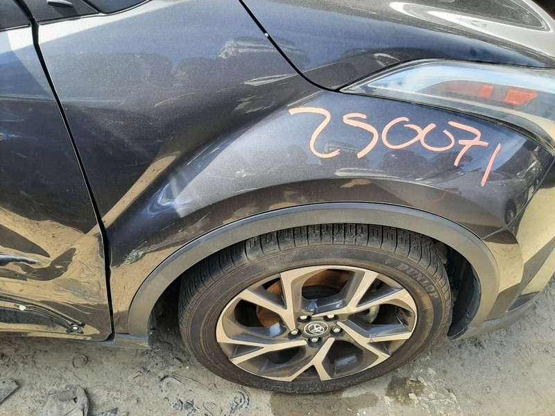 18 19 TOYOTA C-HR XLE PASSENGER RIGHT FENDER GRY-1G3