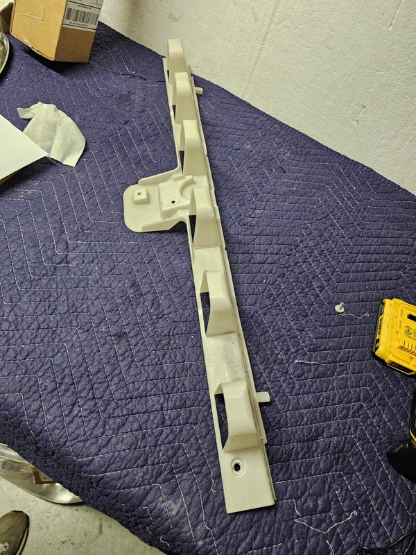 2012 2013 2014 FORD FOCUS REAR BUMPER Absorber