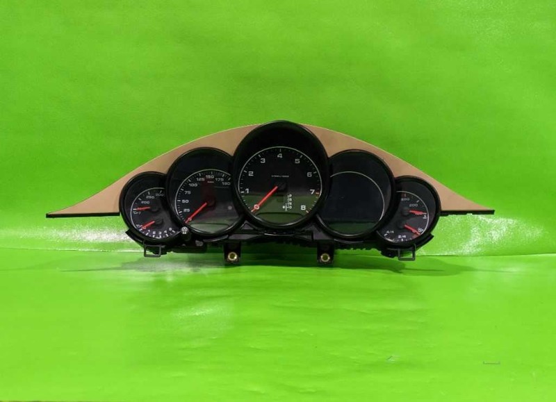 10-16 PANAMERA SPEEDOMETER CLUSTER 163K MILES OEM 4557-1
