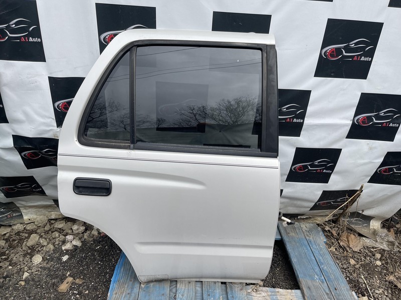 1996 - 2002 Toyota 4runner 4 runner Rear Right Door Assembly Gray 1A3 Oem
