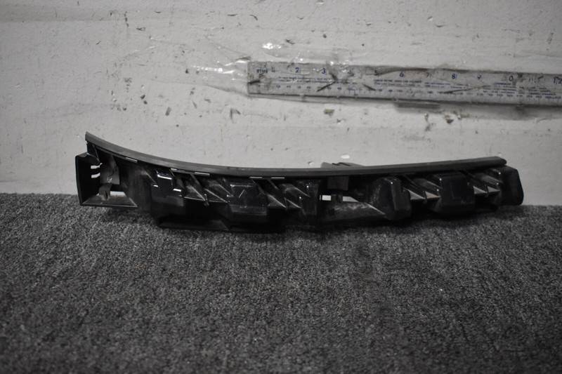 2014-2018 MERCEDES BENZ CLS 63 AMG S 4MATIC LEFT SIDE REAR BRACKET FACTORY OEM