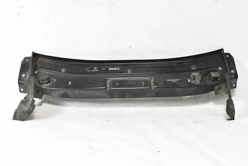 06-12 Mercedes W164 ML320 GL550 Upper Radiator Core Tie Bar Support 1646200486