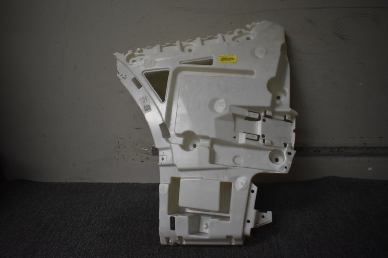 BMW X3 LEFT SIDE BUMPER BRACKET FACTORY OEM