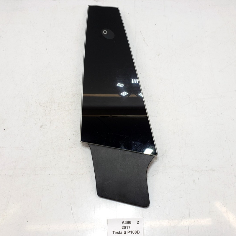 ✅ 16-20 OEM Tesla S Right Passenger Side B Pillar Glass Applique W/ Camera