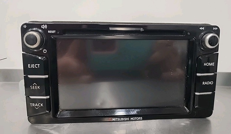 2018 Thru 2020 Mitsubishi Mirage Bluetooth Radio Receiver Display 8750A659 OEM