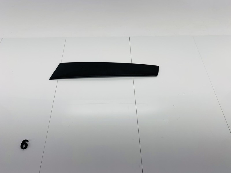 16-18 KIA OPTIMA JF FRONT RIGHT SIDE DOOR WINDOW GLASS MOLDING COVER OEM