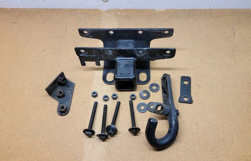 2007 - 2014 2015 2016 2017 2018 JEEP JK WRANGLER REAR HITCH Tow Hooks 52060290AG