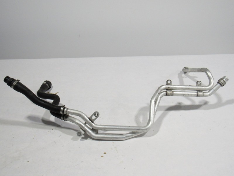 18-21 Aston Martin Vantage 2020 Front Coolant Pipe Line Hose Tube Assembly ;:Y