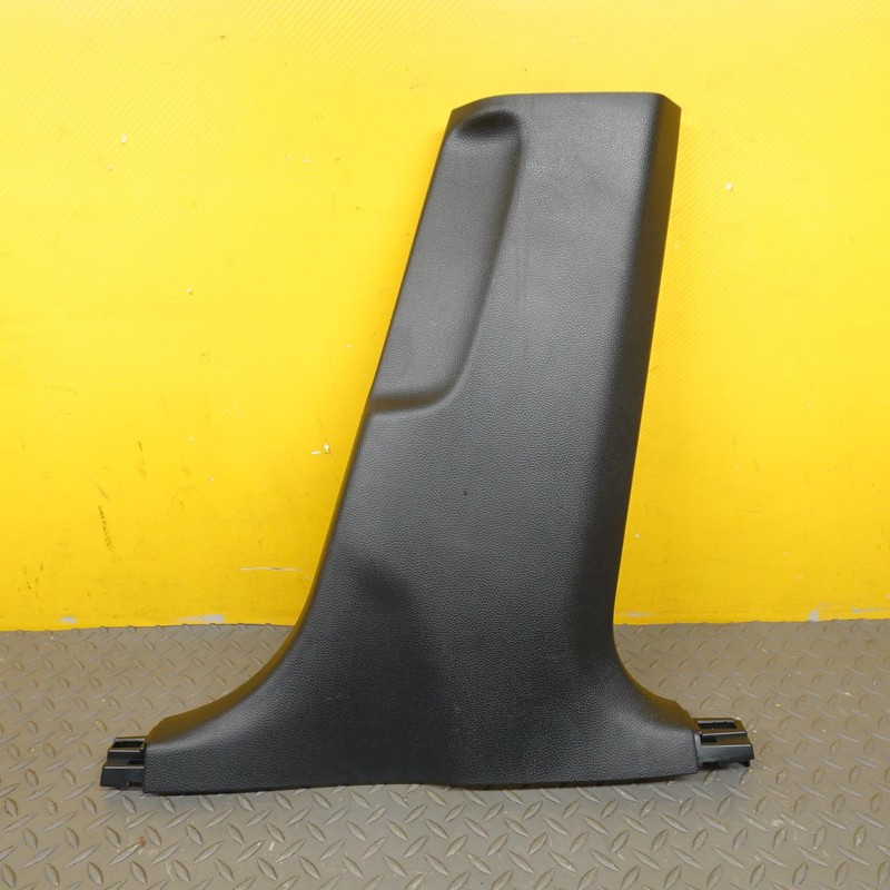 2022-2025 HONDA CIVIC LOWER TRIM RIGHT SIDE COVER PANEL OEM 84121-T20-A0