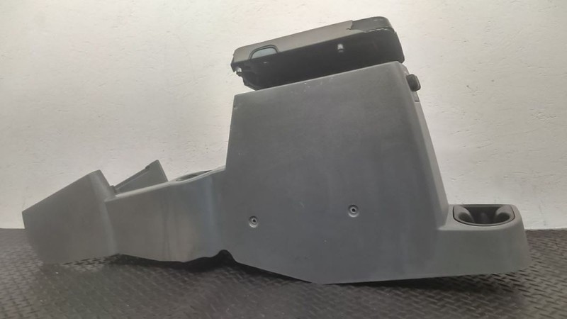 04-06 Dodge Durango Floor Console W/O Lid Grey OEM 0ZM471D5AA