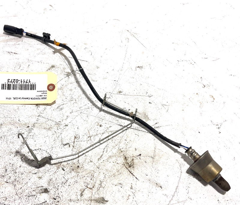 2018-2019-2020-2023 TOYOTA CAMRY LE Front Air Fuel Ratio Upper Oxygen Sensor OEM