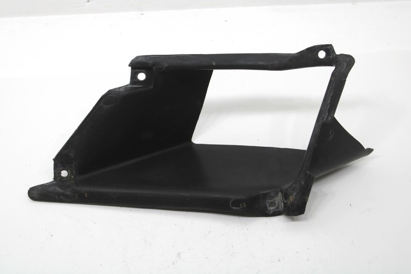 1989 Yamaha Ovation Deluxe Oem Air Duct 85L-77194-00-00 SY69