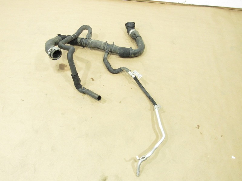 19-22 GMC Sierra 2500 2022 Engine Lower Radiator Coolant Hose Pipe Line #3