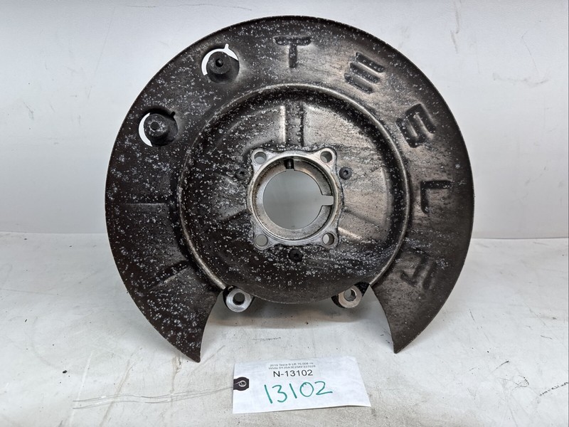 2017-20 TESLA MODEL S REAR RIGHT PASSENGER SIDE SPINDLE KNUCKLE HUB 13102 S14