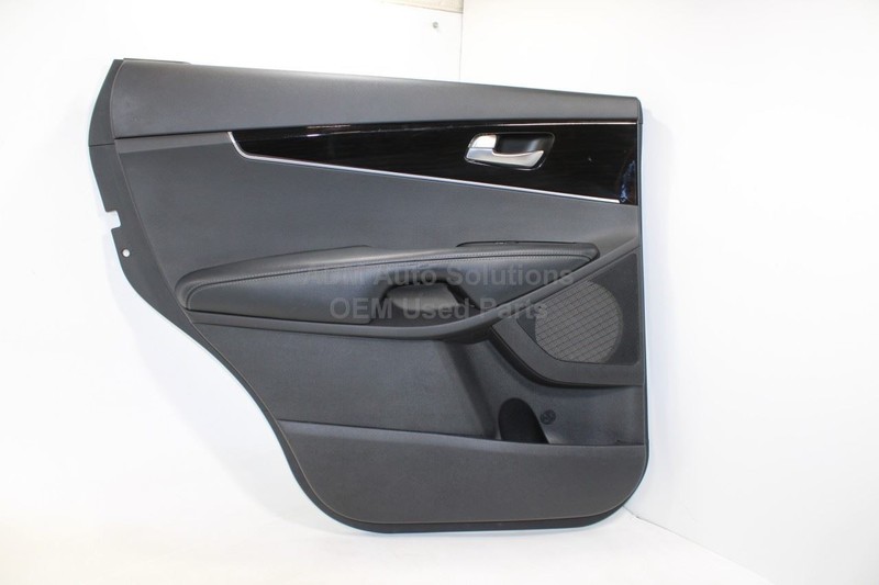 2016-2020 Kia Sorento Interior Rear Left Driver Door Trim Panel OEM