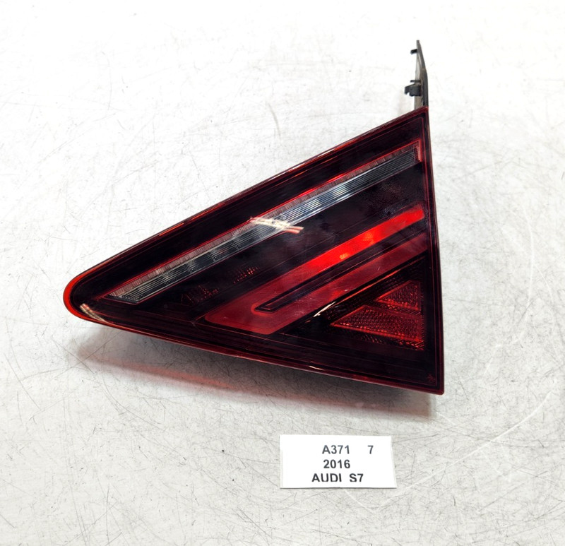 ✅ 2016-2018 OEM Audi S7 Rear Right Passenger Side Inner Tail Light Lamp