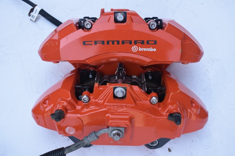 2010-15 RARE Chevrolet Camaro ORANGE BREMBO FRONT PAIR Brake Calipers USED OEM