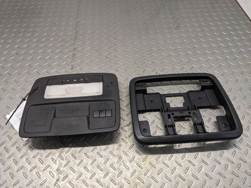 10 15 Camaro SS Center Upper Overhead Console GM Black Roof Switches OEM 1192433