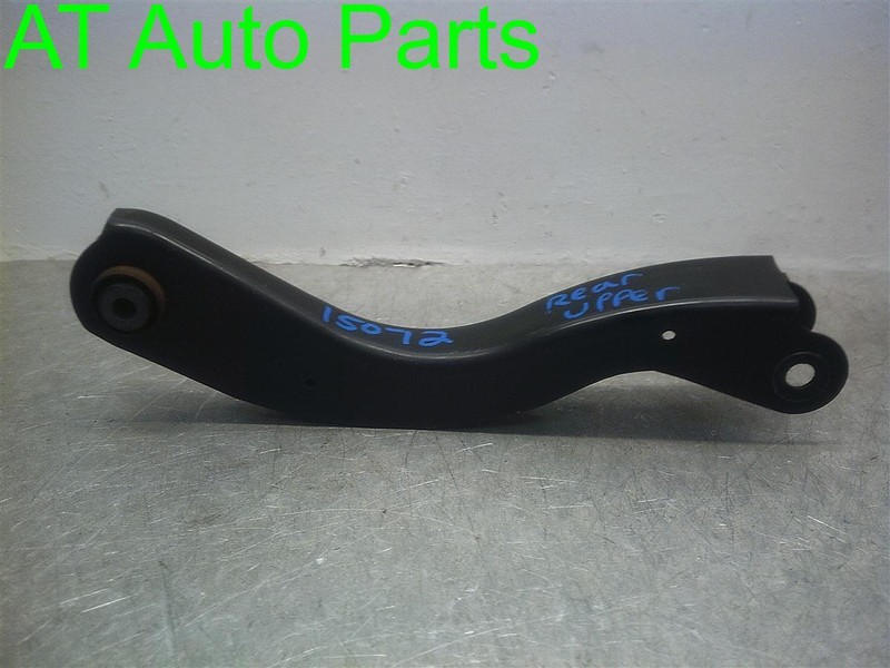 2002-2007 SATURN VUE REAR SUSPENSION UPPER CONTROL ARM OEM 22689676