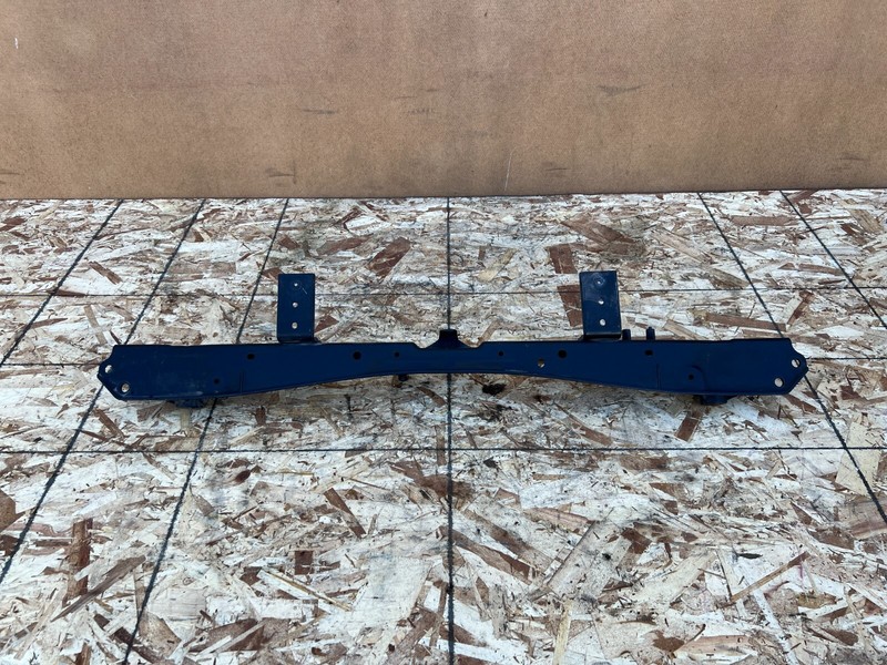 INFINITI QX80 QX56 2011-2017 OEM UPPER RADIATOR SUPPORT TIE BAR RETAINER BRACKET