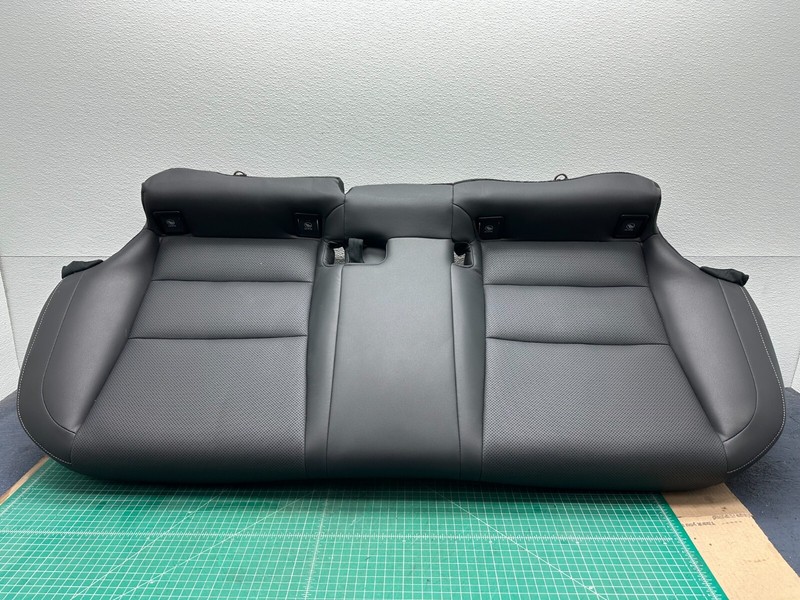14-15 LEXUS IS250 - REAR SEAT LOWER BOTTOM CUSHION OEM