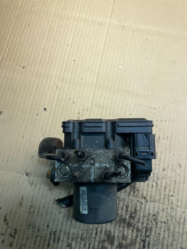 2011 - 2014 Ford E250 E350 VanABS Anti Lock Brake Pump Module Oem x8615 DG