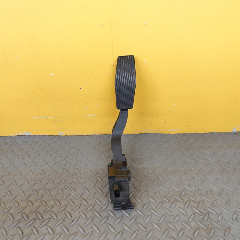 2021-2024 BUICK ENVISION ACCELERATOR GAS PEDAL OEM 85523717