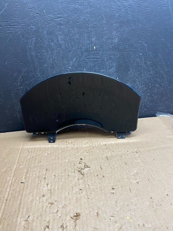 2004 to 2007 Infiniti QX56 Gauge Speedometer Cluster OEM AD6906 DG