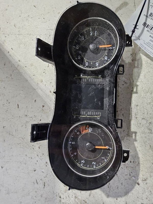 Speedometer Cluster 140 MPH 3.5" Screen Fits 17-18 CHEROKEE 3398874