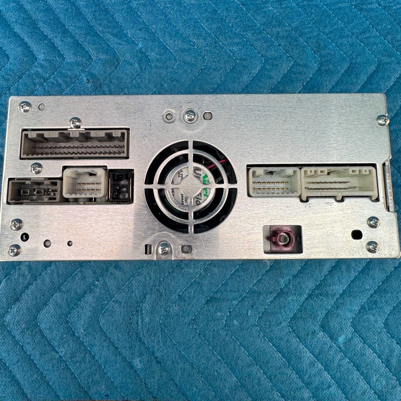 2016-2020 INFINITI QX60 Radio Receiver AM FM CD 28330-9PB0A 0124574 OEM
