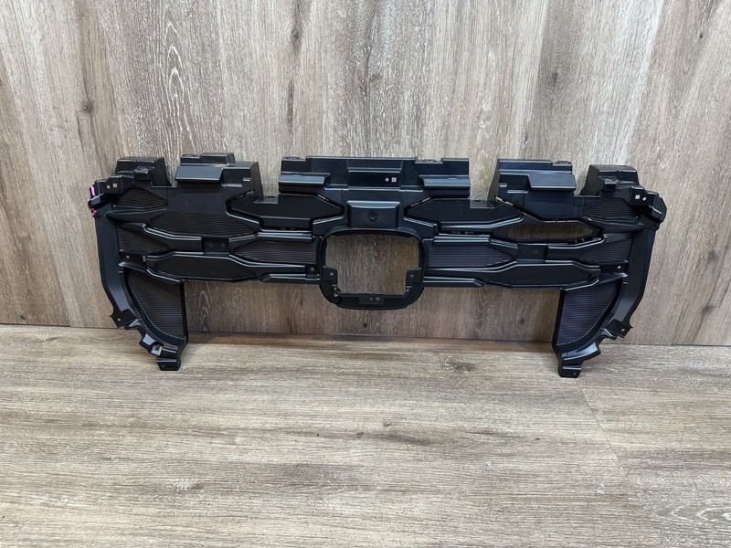 2022-25 HONDA RIDGELINE BLOCKER FRONT GRILLE OEM PART # 71124-TGS-A0