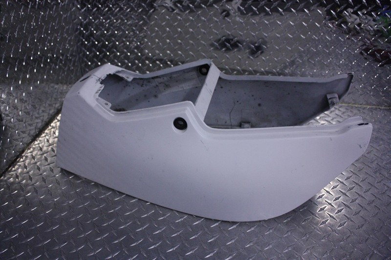 1989 YAMAHA FZR 400 TAIL FAIRING COVER COWL OEM FZR400 89