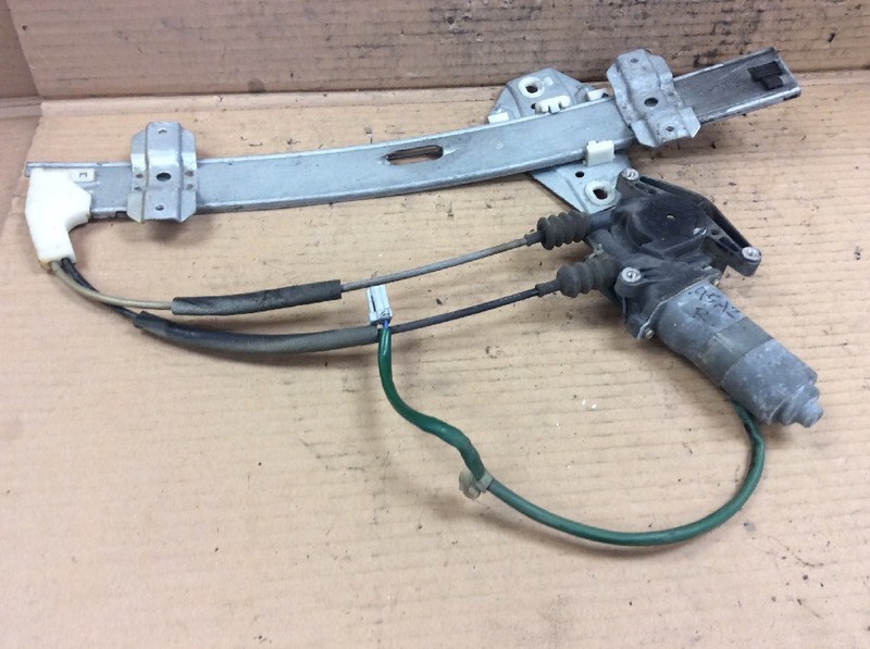 94 95 96 97 Accord 2DR Right Door Window Power Regulator Assy Used OEM
