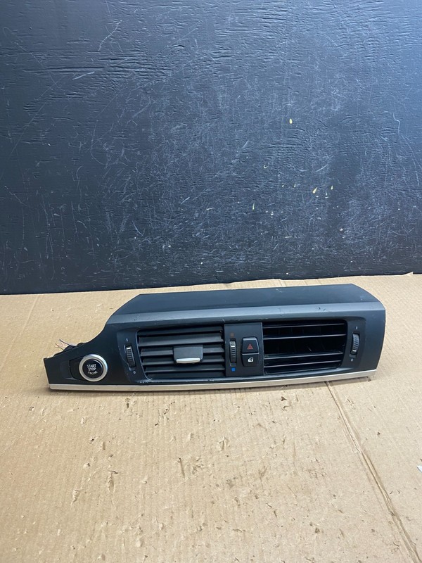 2011- 2017 BMW X3 F25 Center Dash Trim Molding w/ Air Vents AE3950 DG