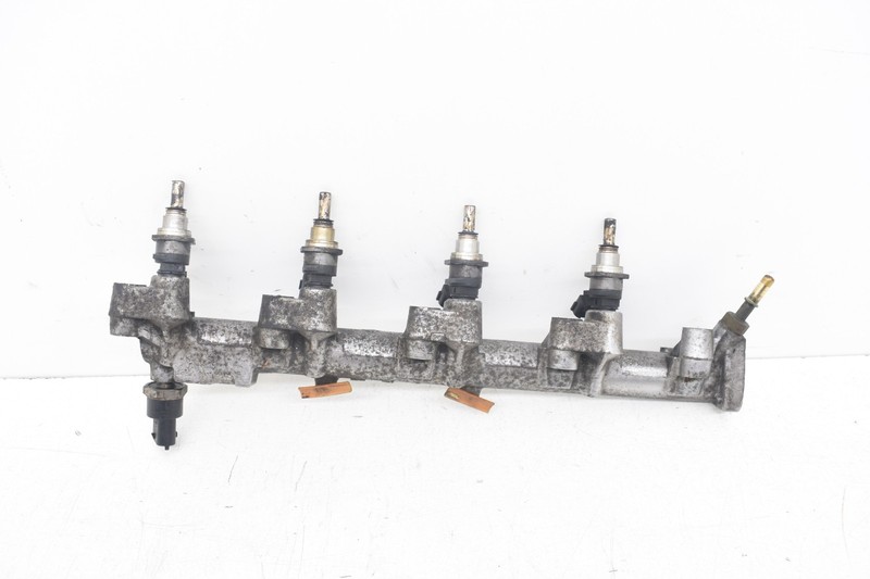 2008 Mazda Mazdaspeed 3 2.3L Turbo Fuel Rail With Injectors OEM KW95