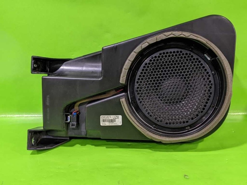 10-17 TERRAIN SUBWOOFER SPEAKER OEM 4022-45