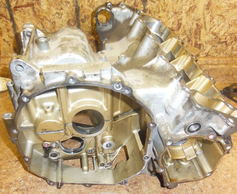 2006 Kawasaki Ninja ZX600 ZX 600 J ZZR600 Engine Case Casing Block Crank ZZR 06