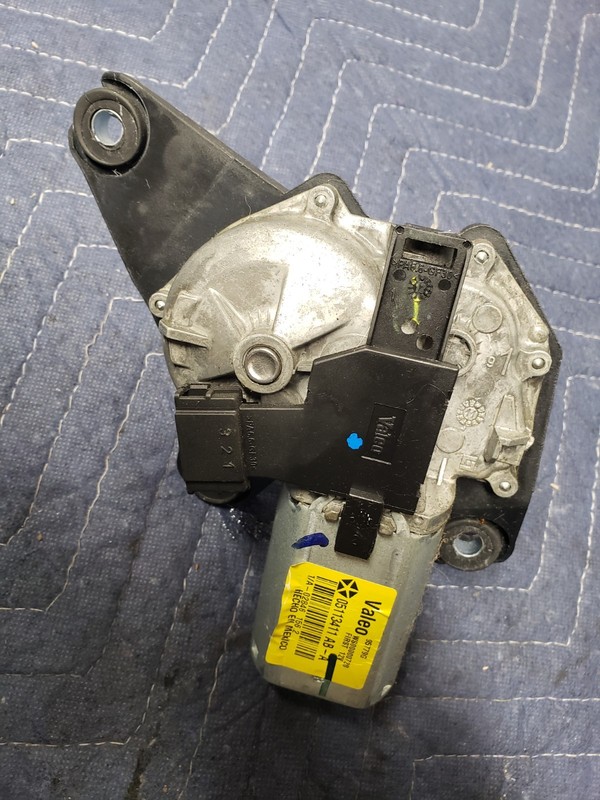 2012 DODGE GRAND CARAVAN REAR TAILGATE Wiper Motor