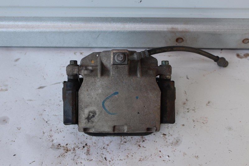 2007-2020 CHEVY TAHOE REAR LEFT DRIVER SIDE BRAKE CALIPER W/ HOSE OEM