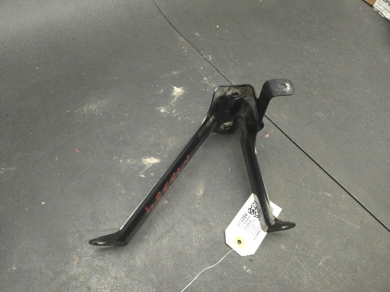 Rear Body Bracket 2025 Nissan Kicks