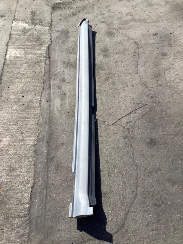 03-08 Pilot Right Rocker Panel Skirt Molding Garnish Trim Black used, OEM