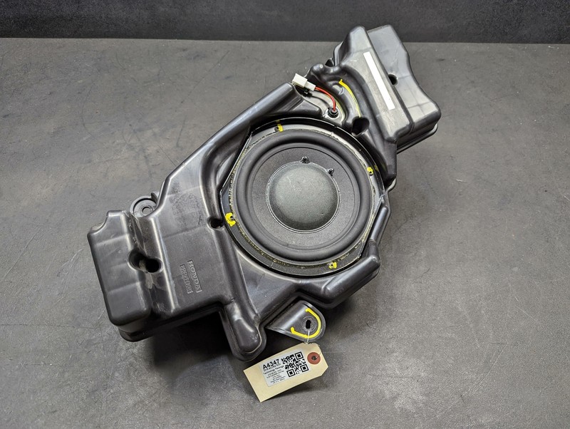 Subwoofer 2019 Acura RDX 39120-TJB-A41 2020 2021