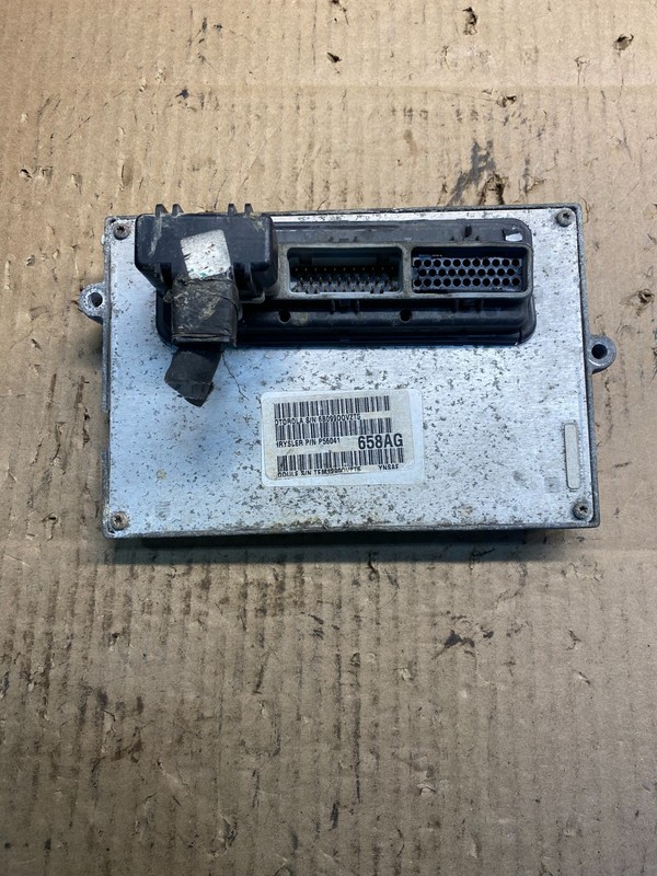 2000 Jeep Wrangler 4.0L Engine Control Module ECU ECM p56041658ag Oem AB2793 DG