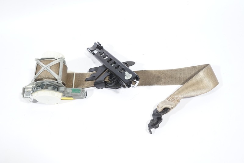 2008-2014 Mercedes Benz C300 W204 Front Left Side Seat Belt Retractor Black OEM