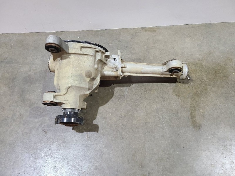 Carrier Front Axle 3.55 Ratio Fits 18-20 FORD F150 PICKUP 590911