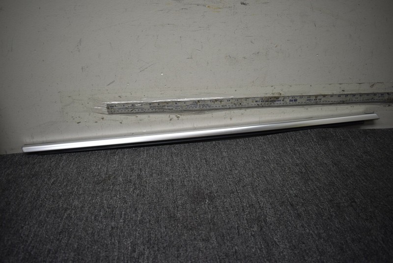 2019-2020 BMW X5 FRONT DOOR CHROME MOLDING FACTORY OEM