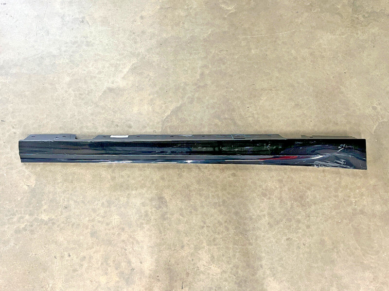 ⭐2007-2013 BMW 335XI 335I E90 E92 RIGHT ROCKER SKIRT PANEL MOLDING OEM LOT2541