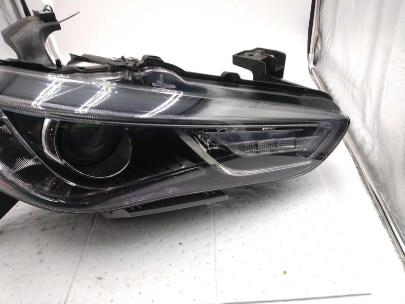 2017 INFINITI QX60 Right Headlight Assembly Black 306016 78K Miles Used