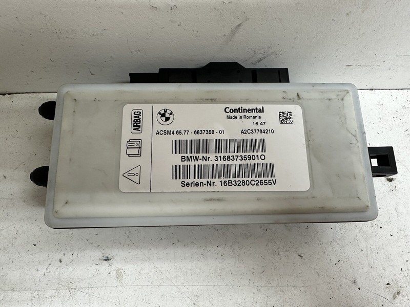 2016-2018 BMW 340i Occupant Module Computer ID: 316837359010